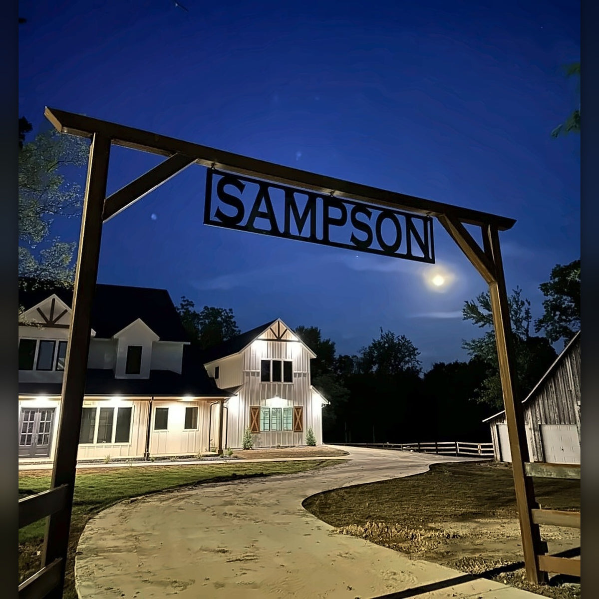 Sampson ranch entrance arch sign